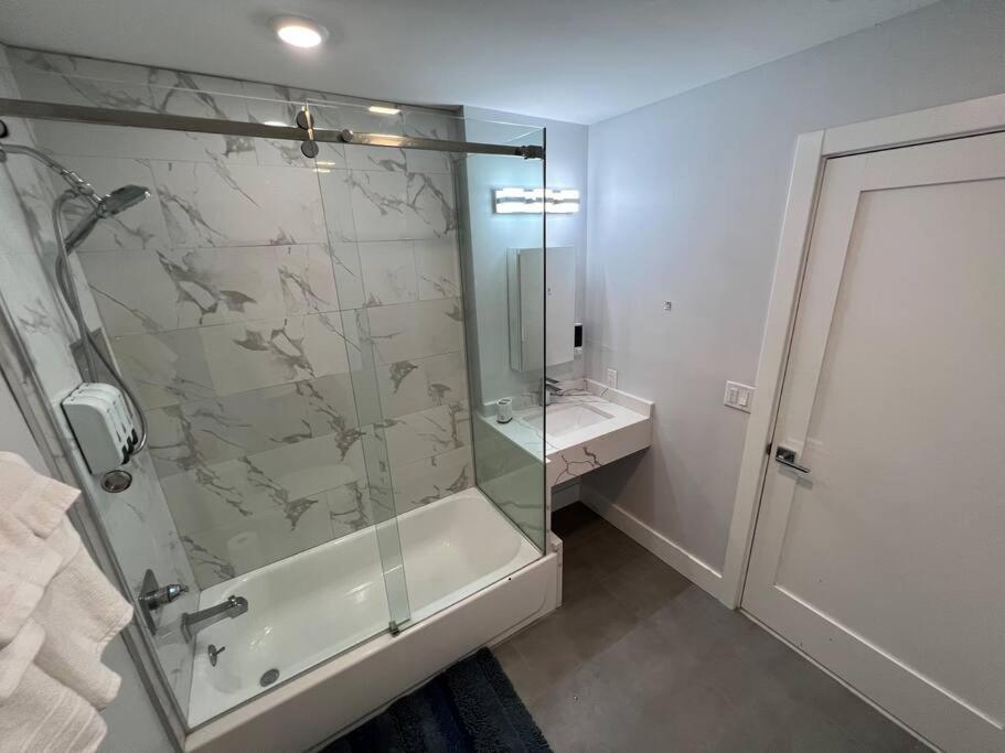 The Cozy Suite - 1Br With Free Parking Патерсън Екстериор снимка