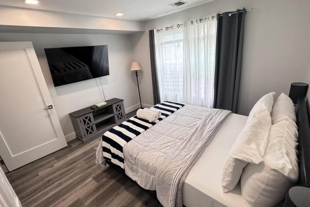 The Cozy Suite - 1Br With Free Parking Патерсън Екстериор снимка